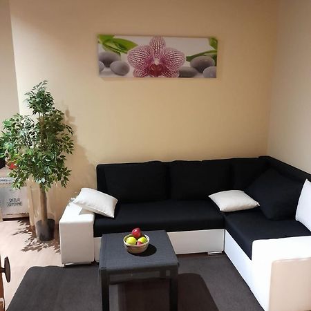 شقة Cute,Cosy,Comfortable Studio In The Heart Of Antwerpen المظهر الخارجي الصورة